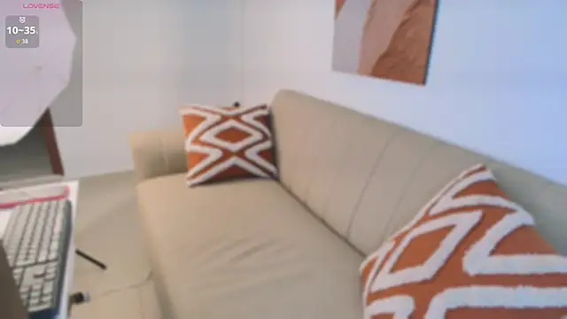Snapshot of TinyCherryy chatting on 11, 1, 2026 TinyCherryy online show from 11, 1, 2026