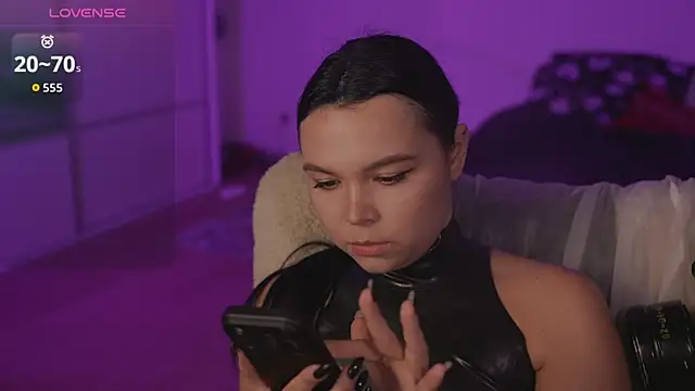 Dominatrix Alice online show from 3, 7, 2026