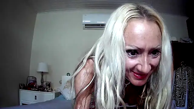 siennadiamond online show from 23, 6, 2026