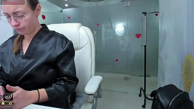 missdominna online show from 16, 1, 2026