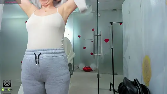 missdominna online show from 16, 2, 2026