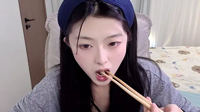 Snapshot of Koikoi___ chatting on 25, 2, 2026 Koikoi online show from 25, 2, 2026