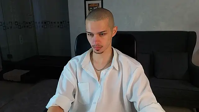 KaydenDrew online show from 8, 4, 2026