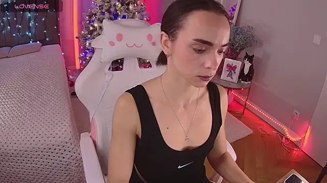 Dayana Foxy online show from 9, 1, 2026