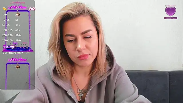 Roxi Joy online show from 2, 2, 2026