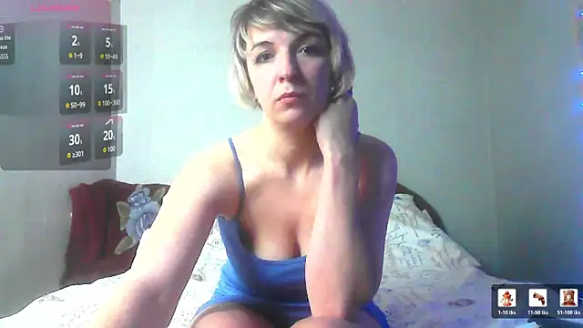 Lana Foxyy online show from 3, 4, 2026