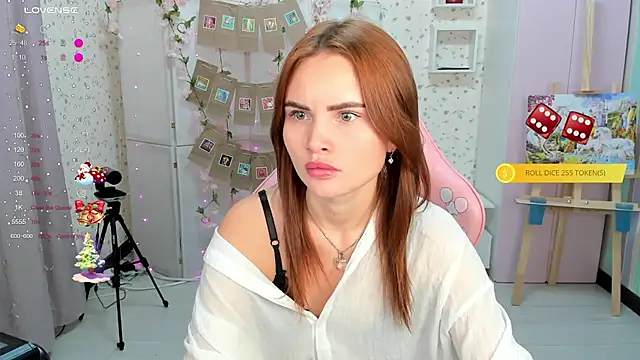 Snapshot of Im_Ann chatting on 16, 12, 2025 Im Ann online show from 16, 12, 2025