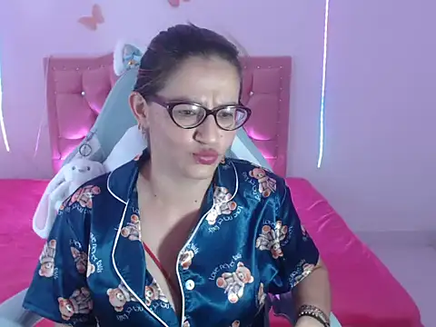 Snapshot of NathyVega chatting on 20, 12, 2025 NathyVega online show from 20, 12, 2025