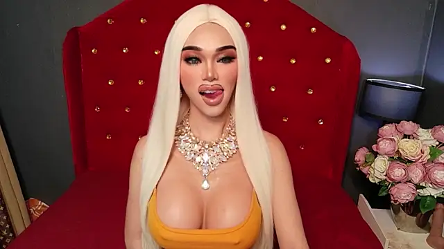 CelinaWintour online show from 22, 12, 2025