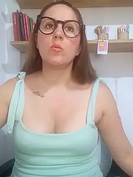 SofiEsteves online show from 9, 2, 2026