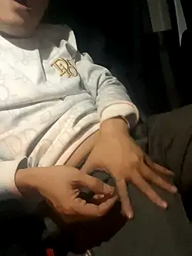 Snapshot of hungtinh24 chatting on 19, 12, 2025 hungtinh24 online show from 19, 12, 2025