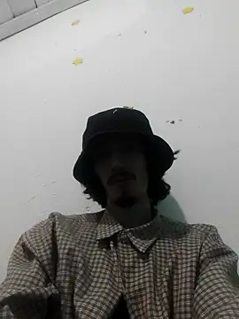 sk8-boy online show from 18, 1, 2026