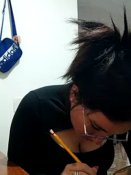 mara adiction online show from 11, 2, 2026