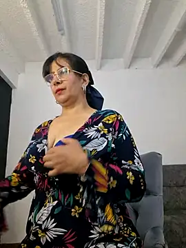 christy ant online show from 6, 4, 2026