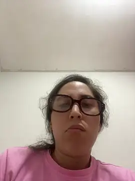 LatinDoll8 online show from 9, 4, 2026