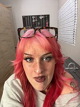 itscleomoon online show from 13, 3, 2026