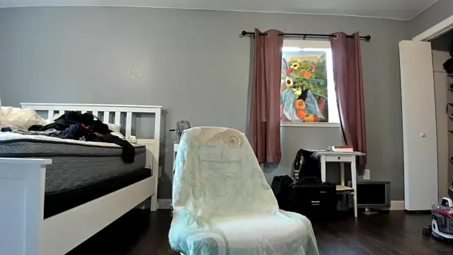 Studmuffin4you online show from 1, 4, 2026