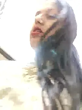 Hotmylips online show from 12, 4, 2026