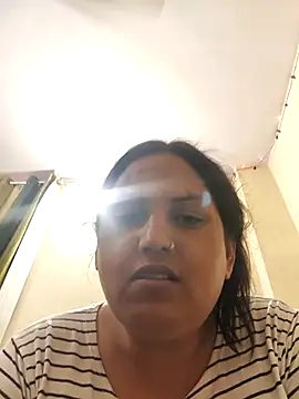 Hotmylips online show from 14, 4, 2026