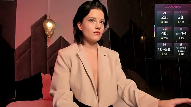 RowenMoon online show from 25, 2, 2026