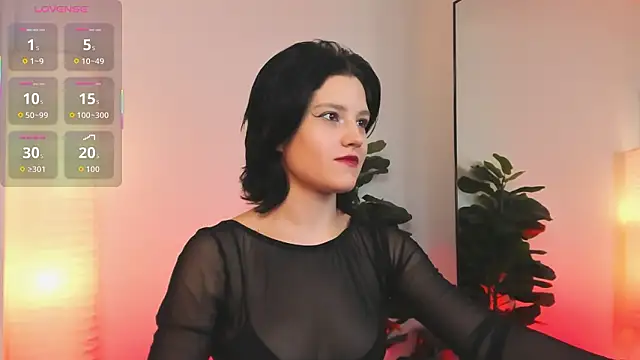 RowenMoon online show from 6, 3, 2026