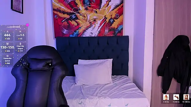 Snapshot of Violet_Blazee chatting on 23, 12, 2025 Violet Blazee online show from 23, 12, 2025