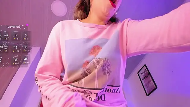 Snapshot of Violet_Blazee chatting on 17, 1, 2026 Violet Blazee online show from 17, 1, 2026