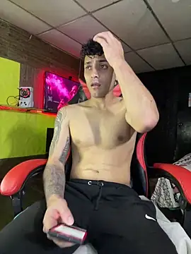 Snapshot of JustynAle2025 chatting on 17, 1, 2026 JustynAle2025 online show from 17, 1, 2026