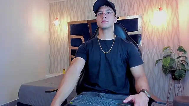 Noah Clarkk online show from 18, 3, 2026