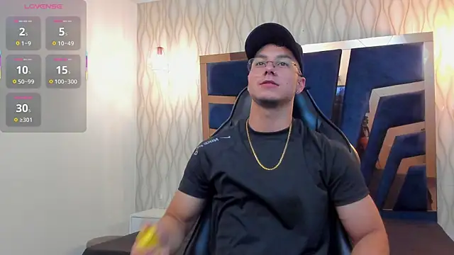 Noah Clarkk online show from 11, 4, 2026