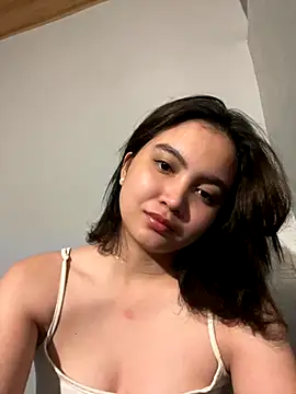 Nanalicious 69 online show from 18, 12, 2025