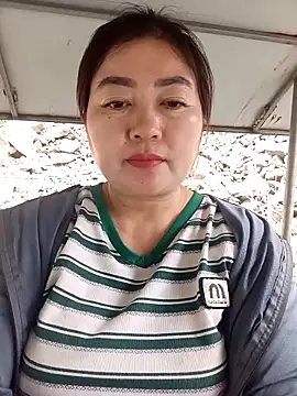 Jumi livesexy online show from 25, 2, 2026