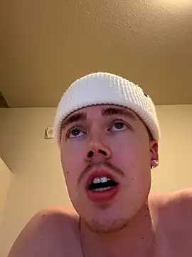 Snapshot of lukalovesyou chatting on 18, 12, 2025 lukalovesyou online show from 18, 12, 2025