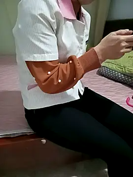 Sweet-Berryy online show from 15, 1, 2026