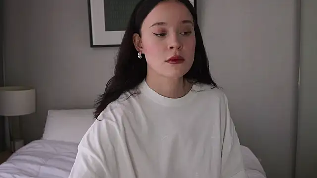 Snapshot of bonjour_nihao_hello chatting on 7, 1, 2026 bonjour nihao hello online show from 7, 1, 2026