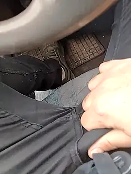 BHugo85269 online show from 16, 2, 2026