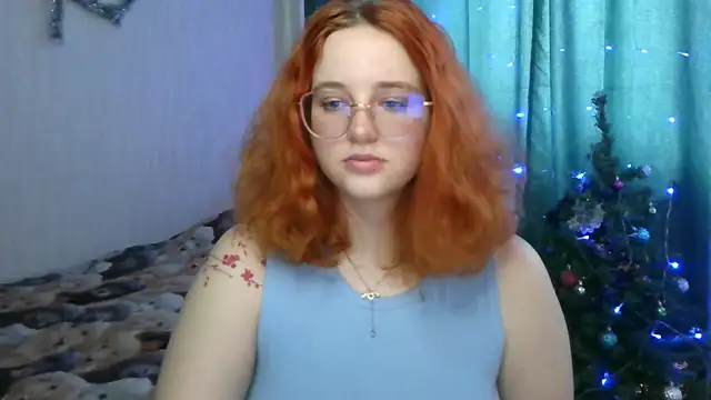 Snapshot of Love_Elixir chatting on 19, 12, 2025 Love Elixir online show from 19, 12, 2025