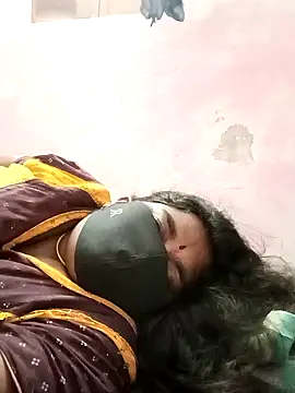 Snapshot of sirisha__9 chatting on 8, 2, 2026 sirisha 9 online show from 8, 2, 2026