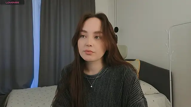 fallin lovee online show from 31, 3, 2026