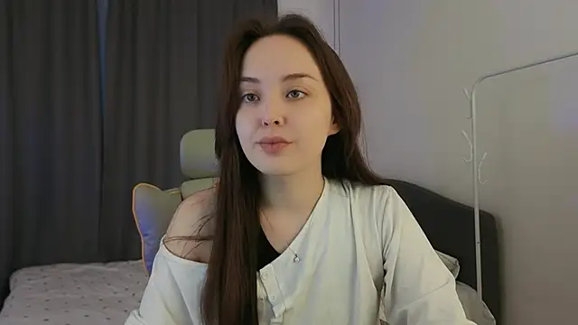 fallin lovee online show from 7, 4, 2026