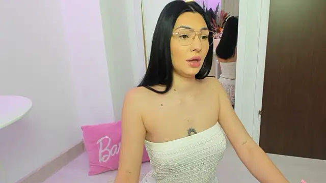 Baby Ava  online show from 15, 2, 2026