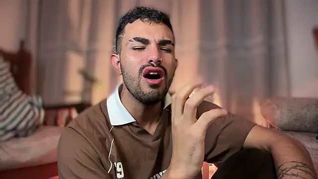 Snapshot of juancho_hairy chatting on 3, 2, 2026 juancho hairy online show from 3, 2, 2026