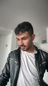 Snapshot of juancho_hairy chatting on 24, 3, 2026 juancho hairy online show from 24, 3, 2026