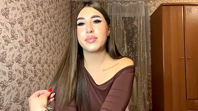 Snapshot of MarionJosue chatting on 20, 12, 2025 MarionJosue online show from 20, 12, 2025