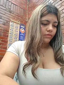 Snapshot of Ivy_enjoy chatting on 20, 6, 2026 Ivy enjoy online show from 20, 6, 2026