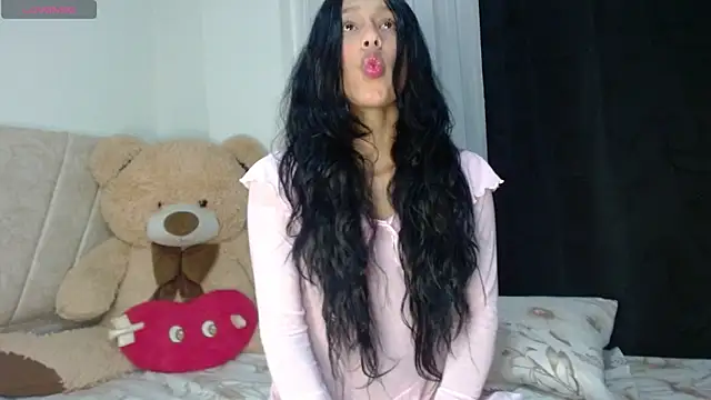 Snapshot of misty_noire chatting on 16, 6, 2026 misty noire online show from 16, 6, 2026