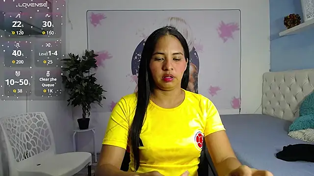 Snapshot of nicol_ross19 chatting on 3, 7, 2026 nicol ross19 online show from 3, 7, 2026