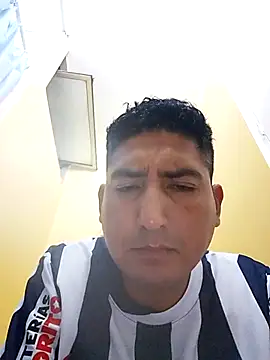 Yrresistible666 online show from 3, 2, 2026