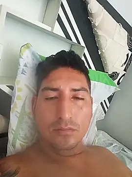 Yrresistible666 online show from 12, 2, 2026