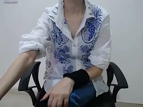 Farhana beautyfull online show from 24, 3, 2026